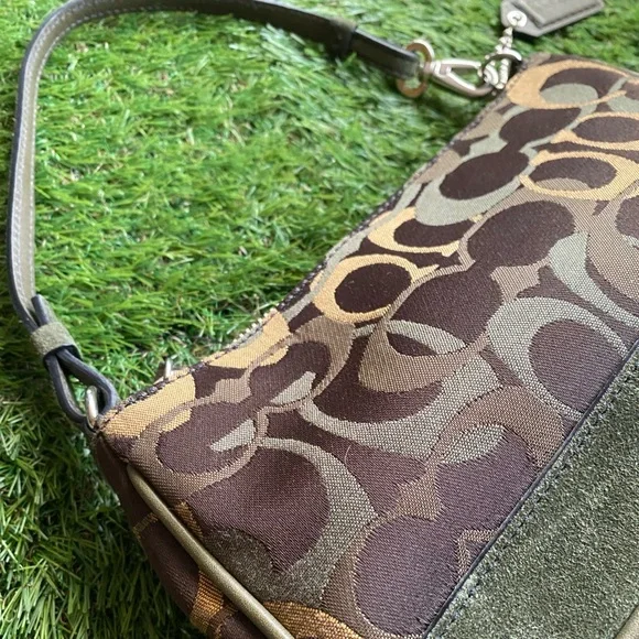 Coach demi purse - Picture 3 of 16